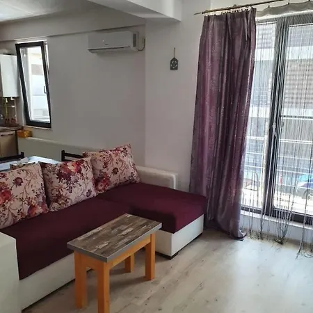 Bianca Happy Days Apartment